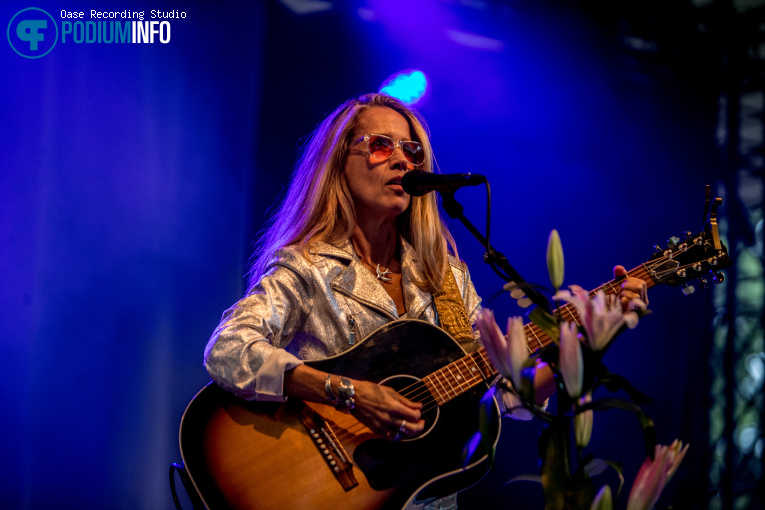 Heather Nova op Heather Nova - 06/06 - Openluchttheater De Goffert foto