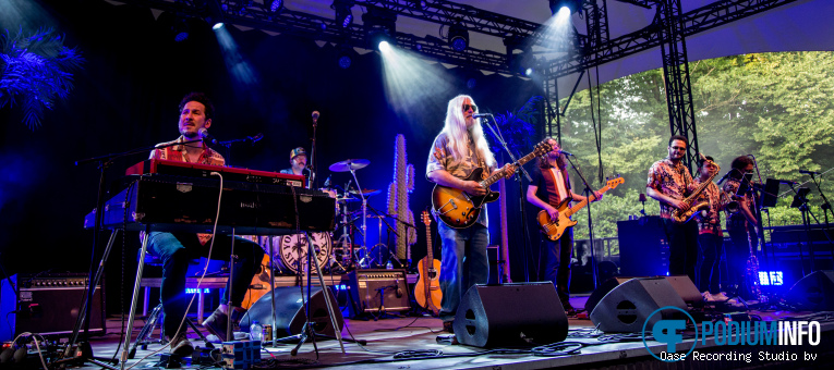 Young Gun Silver Fox op Young Gun Silver Fox - 12/06 - Openluchttheater De Goffert foto