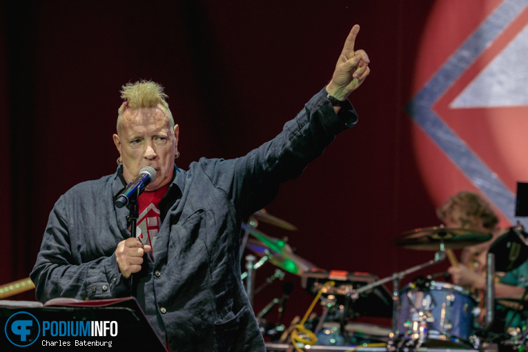 Public Image Ltd. op Zuiderpark Live: Public Image Ltd. - 05/06 - Zuiderparktheater foto