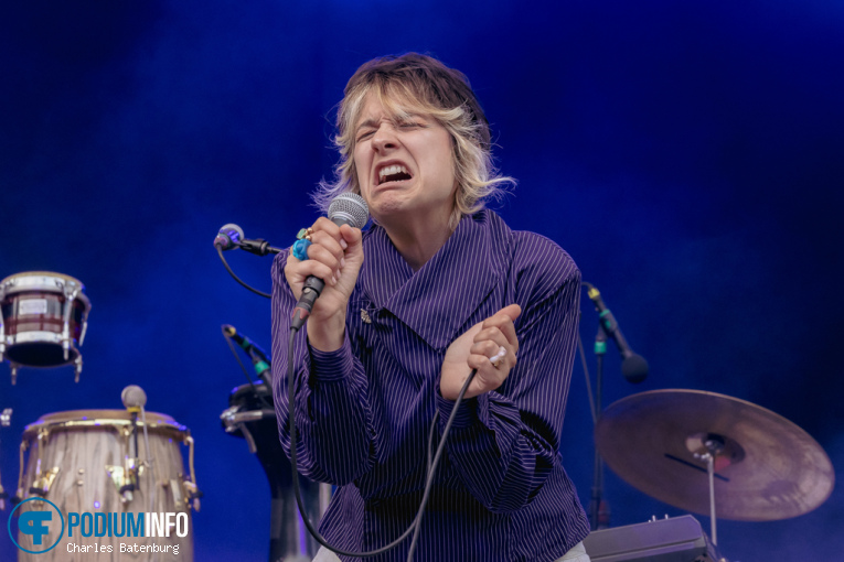 Gonzo Bimbo op Zuiderpark Live: Altin Gün - 06/06 - Zuiderparktheater foto