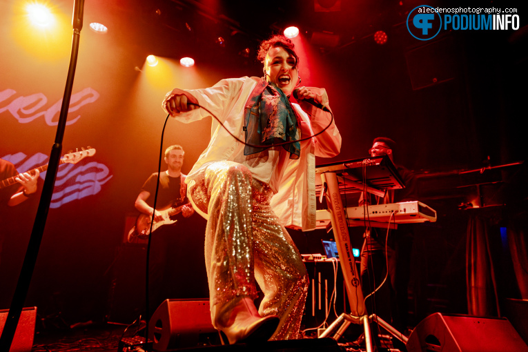 Raquel Rodriguez op Raquel Rodriguez - 11/06 - Melkweg foto