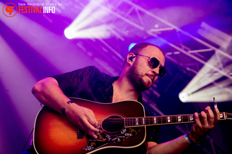 Bee Gees Forever (by MainCourse) op Hello Festival 2025 foto