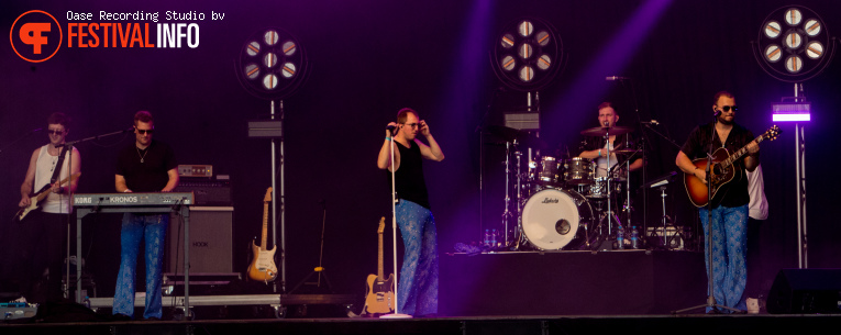 Bee Gees Forever (by MainCourse) op Hello Festival 2025 foto