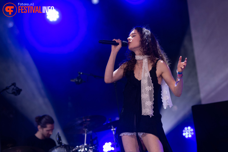 Janet Livv op Pinkpop 2025 - Vrijdag foto