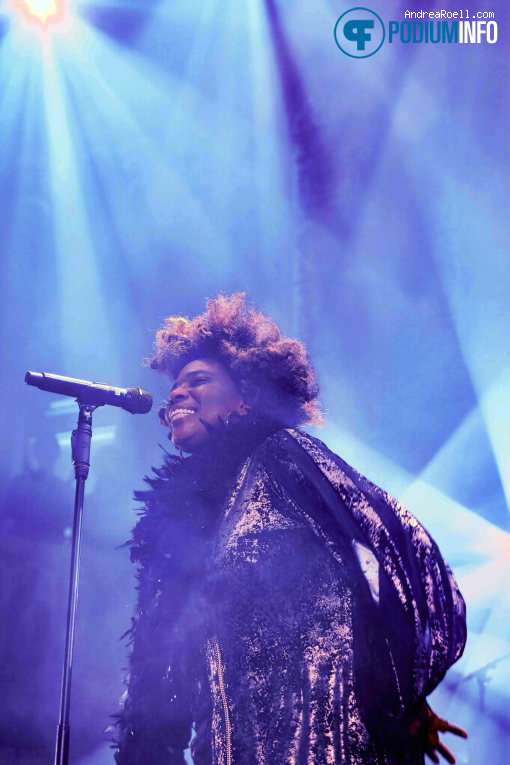 Macy Gray op Macy Gray - 22/06 - Paradiso foto