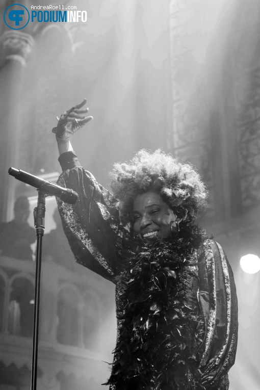 Macy Gray op Macy Gray - 22/06 - Paradiso foto