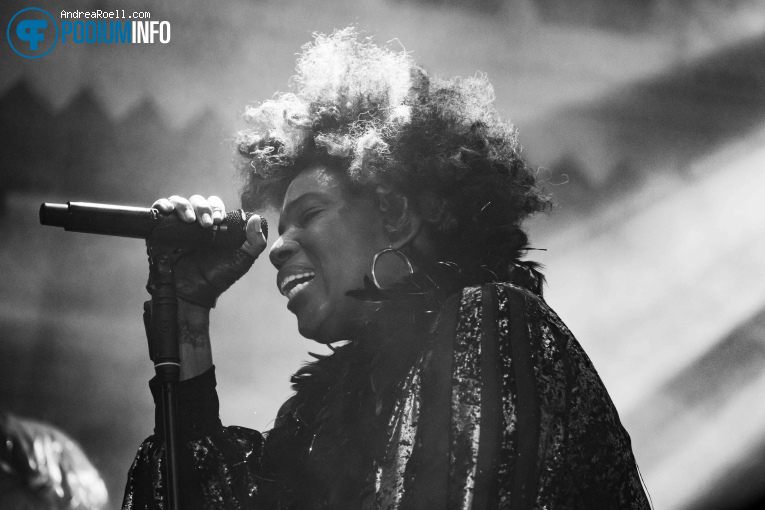 Macy Gray op Macy Gray - 22/06 - Paradiso foto