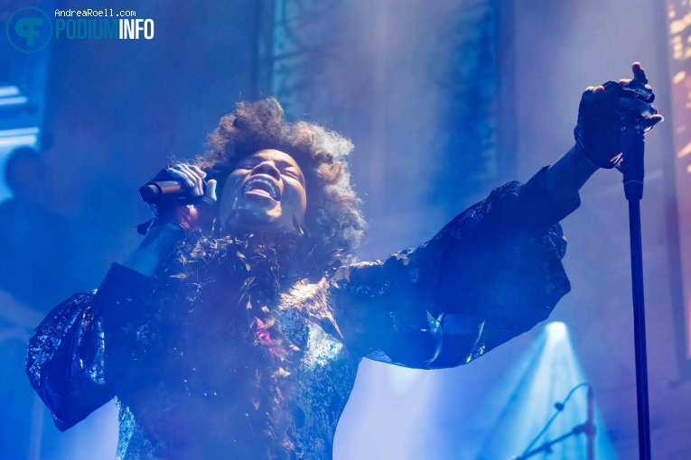 Macy Gray op Macy Gray - 22/06 - Paradiso foto
