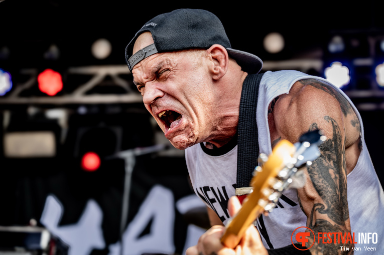 Cro-Mags op Into The Grave 2025 - Vrijdag foto