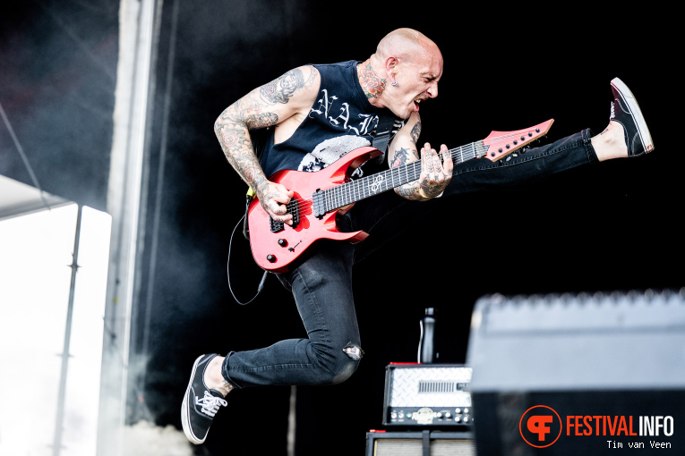 Coffin Feeder op Into The Grave 2025 - Vrijdag foto