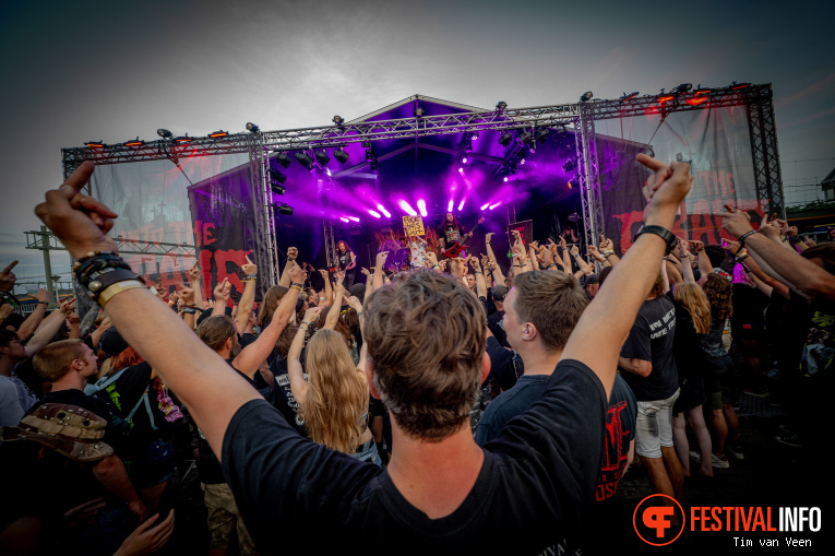 Insanity Alert op Into The Grave 2025 - Zaterdag foto