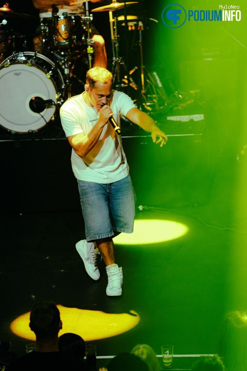 Makua op Awolnation - 15/06 - Patronaat foto
