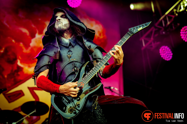 Gloryhammer op Into The Grave 2025 - Zondag foto