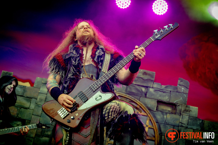 Gloryhammer op Into The Grave 2025 - Zondag foto