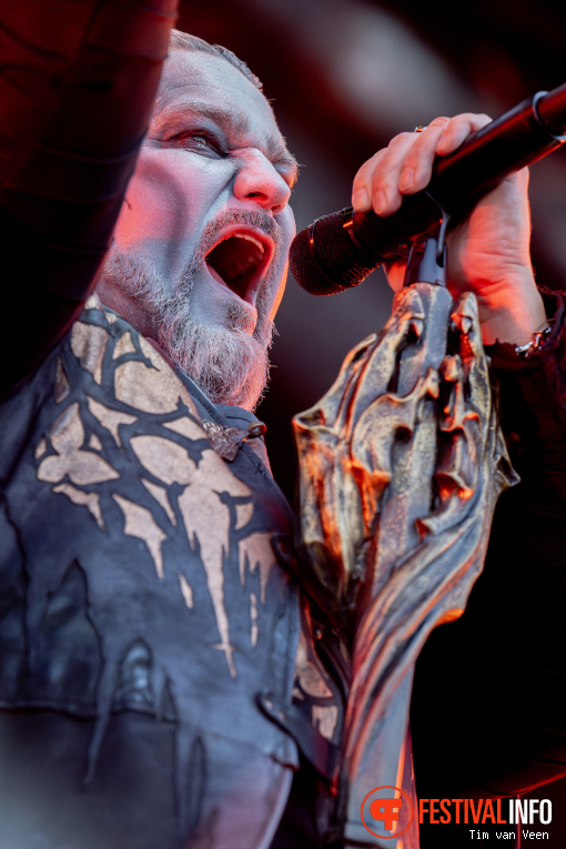 Powerwolf op Into The Grave 2025 - Zondag foto
