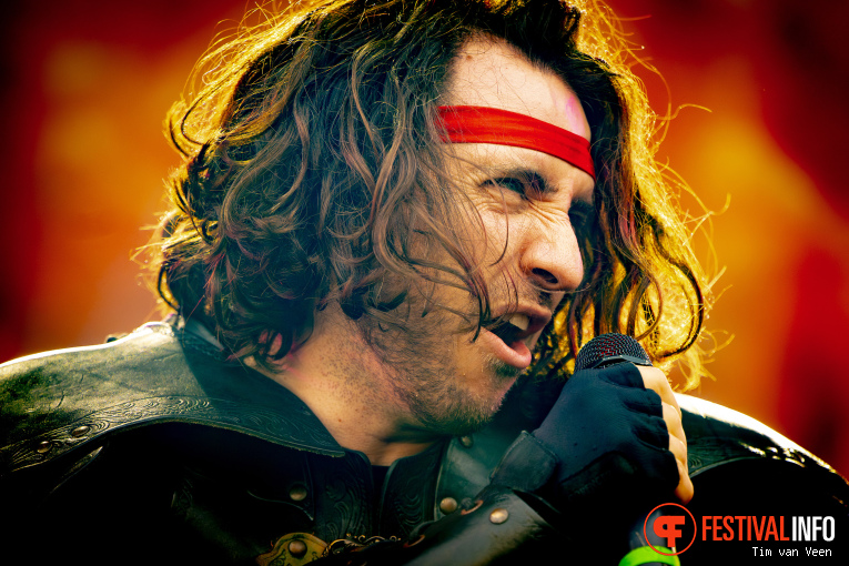 Gloryhammer op Into The Grave 2025 - Zondag foto