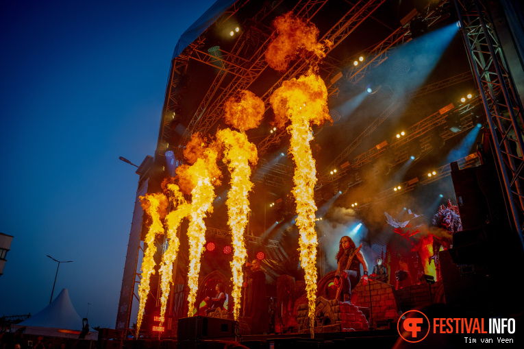 Powerwolf op Into The Grave 2025 - Zondag foto