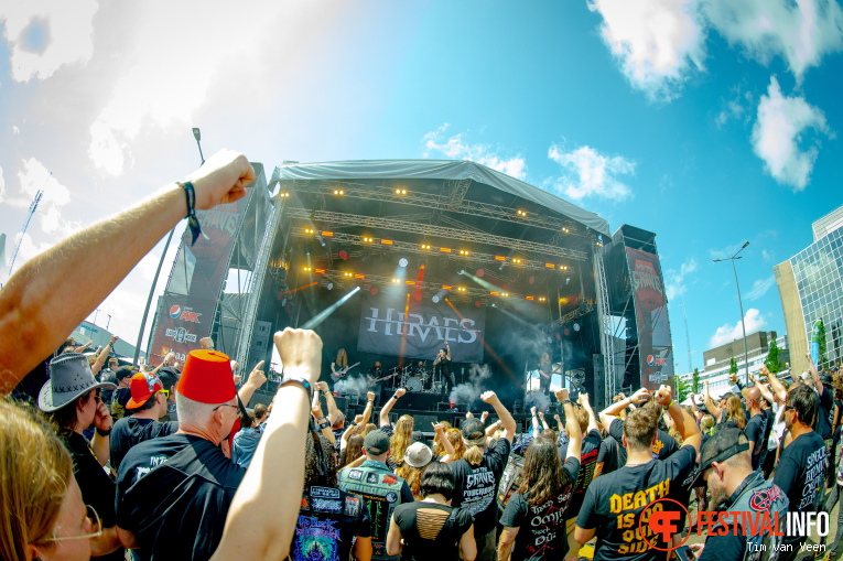 Hiraes op Into The Grave 2025 - Zondag foto