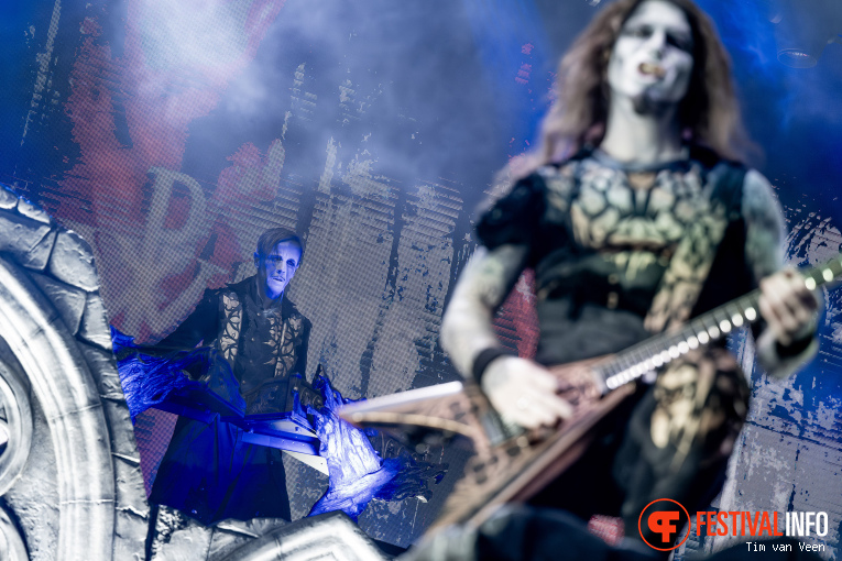 Powerwolf op Into The Grave 2025 - Zondag foto