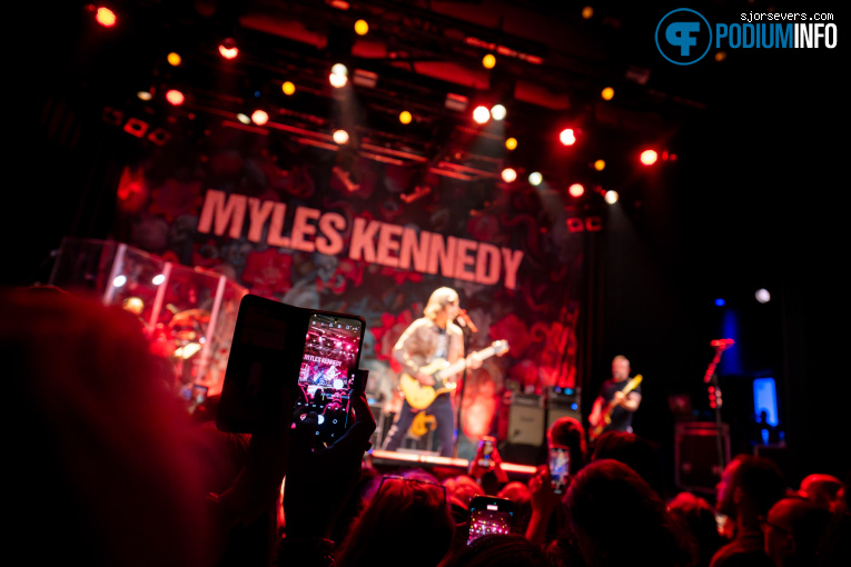 Myles Kennedy op Myles Kennedy - 11/06 - Hedon foto
