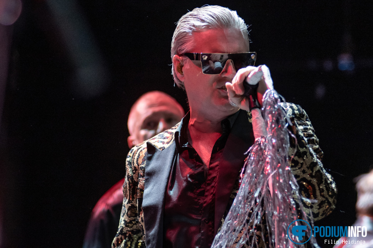 Me First and the Gimme Gimmes op Me First and the Gimme Gimmes - 19/06 - Metropool foto