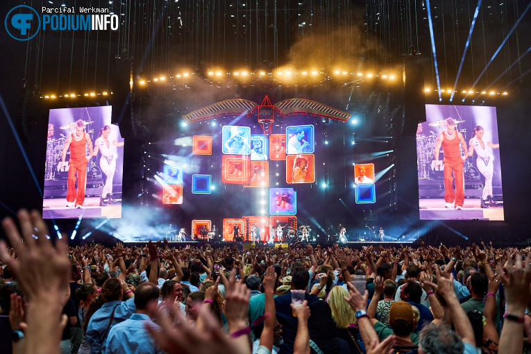 Robbie Williams op Robbie Williams - 22/06 - Johan Cruijff ArenA foto