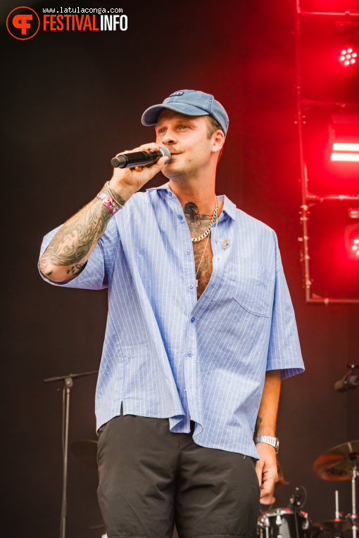 Mackenzy Mackay op Pinkpop 2025 - Zondag foto