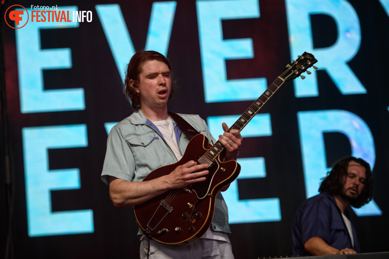 Everything Everything op Pinkpop 2025 - Zondag foto