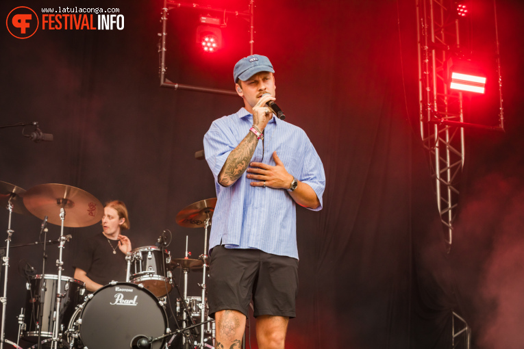 Mackenzy Mackay op Pinkpop 2025 - Zondag foto