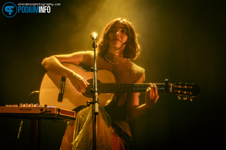 Anavitória op Anavitória - 25/06 - Melkweg foto