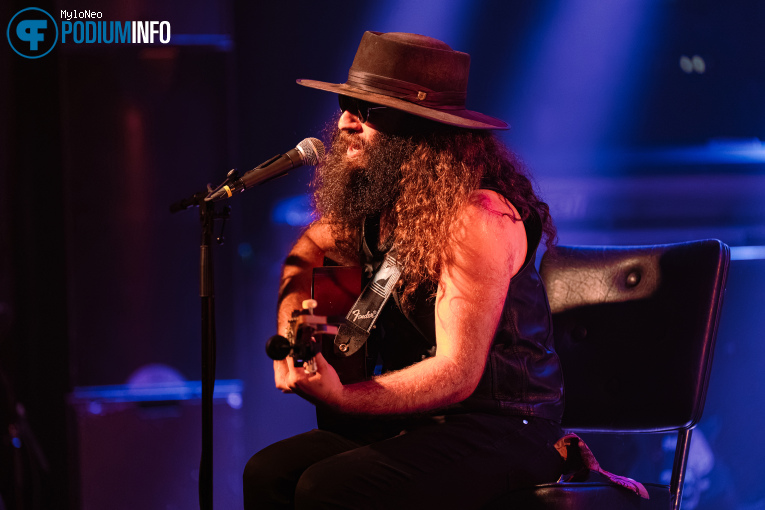 Lightnin' Luke op The Devil Makes Three - 03/07 - Melkweg foto