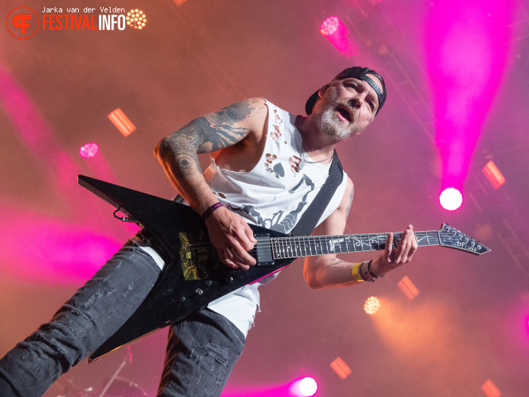 Bullet For My Valentine op Jera On Air 2025 - Donderdag foto