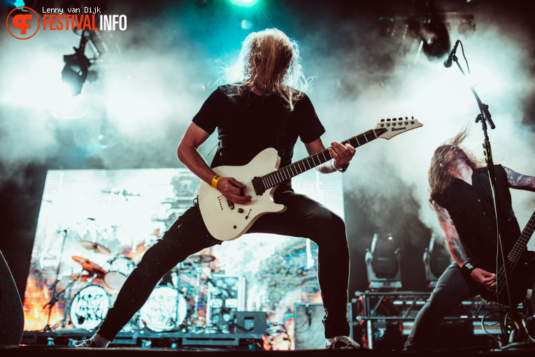 Heaven Shall Burn op Jera On Air 2025 - Donderdag foto