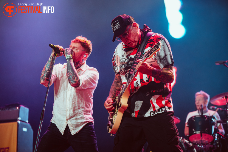Sex Pistols Ft. Frank Carter op Jera On Air 2025 - Vrijdag foto