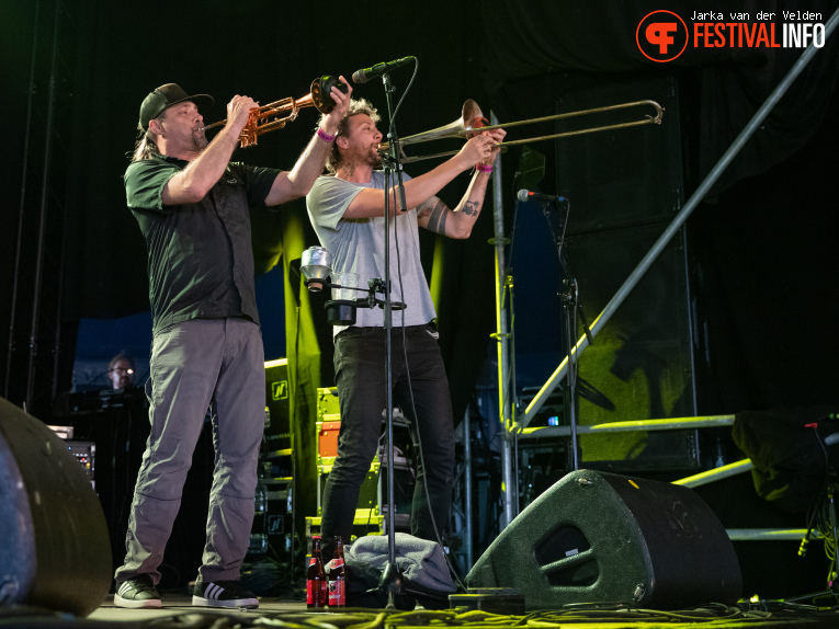 Mad Caddies op Jera On Air 2025 - Zaterdag foto