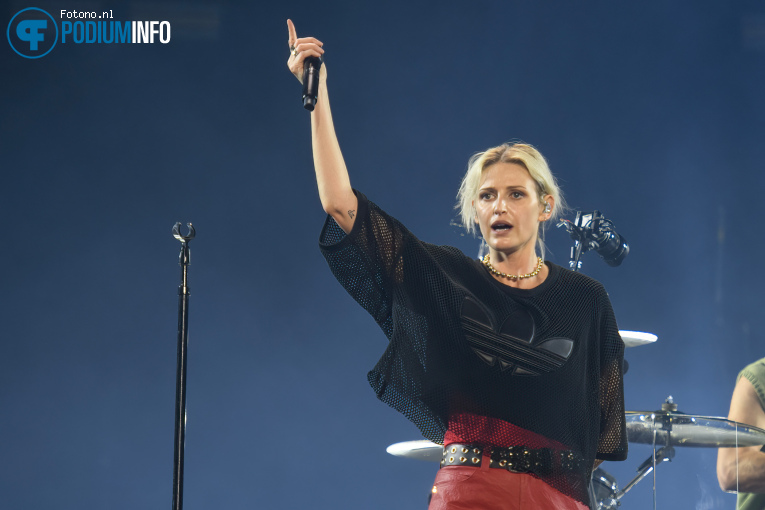 Linkin Park op Linkin Park - 26/06 - Gelredome foto