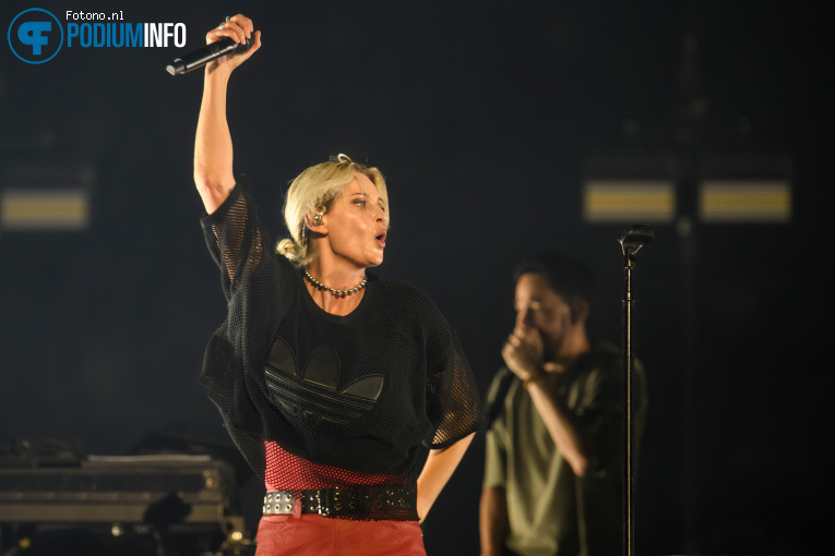 Linkin Park op Linkin Park - 26/06 - Gelredome foto