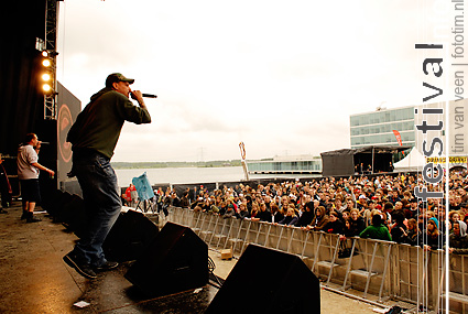 Osdorp Posse op Bevrijdingsfestival Flevoland 2009 foto