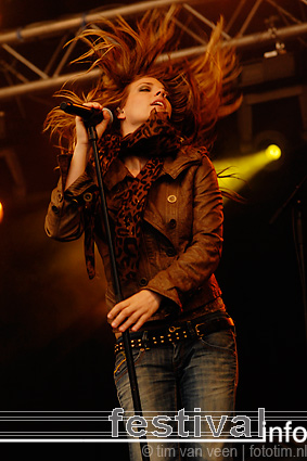 Nikki op Bevrijdingsfestival Flevoland 2009 foto