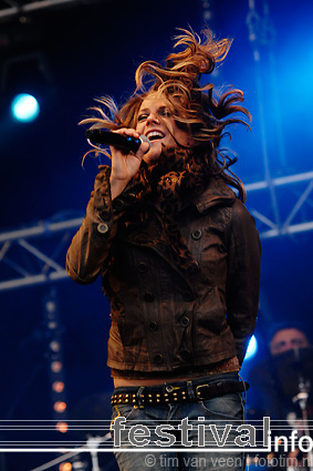 Nikki op Bevrijdingsfestival Flevoland 2009 foto