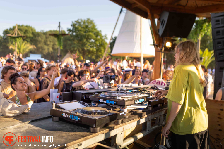 DJ Sweet6teen op Lago Lago 2025 foto