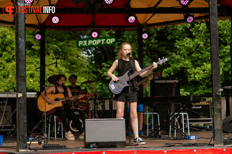 Popfabriek Junior op Reuring Festival 2025 foto