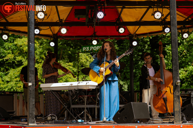 Janna Baerends op Reuring Festival 2025 foto