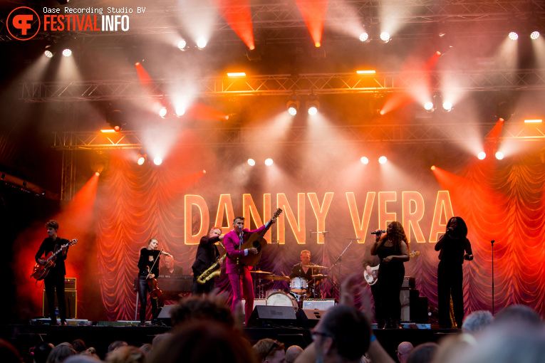 Danny Vera op Stadsfestival Hoogeveen 2025 foto