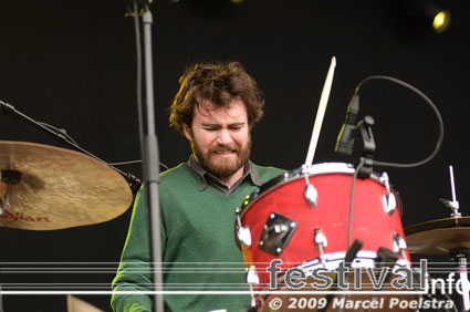 Liam Finn op Bevrijdingsfestival Groningen 2009 foto