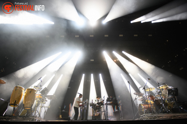Maribou State op Down the Rabbit Hole 2025 - Vrijdag foto
