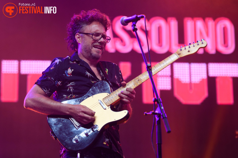 Bassolino op Down the Rabbit Hole 2025 - Zaterdag foto