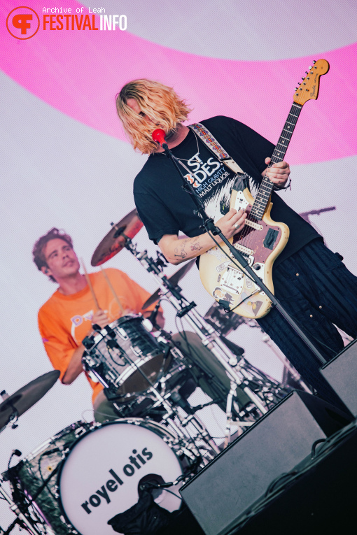 Royel Otis op Down the Rabbit Hole 2025 - Zaterdag foto