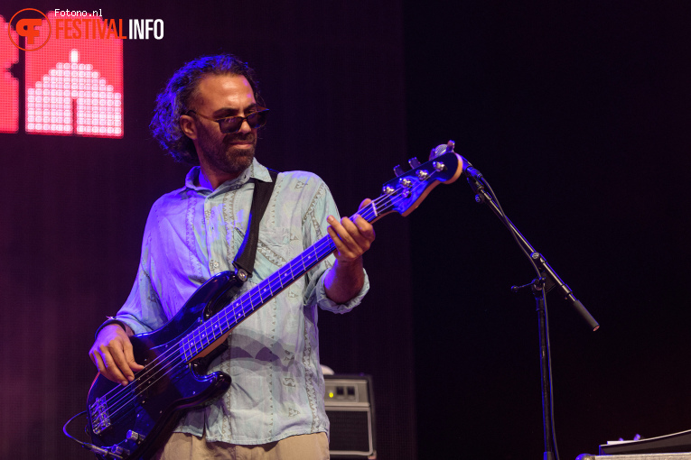 Bassolino op Down the Rabbit Hole 2025 - Zaterdag foto