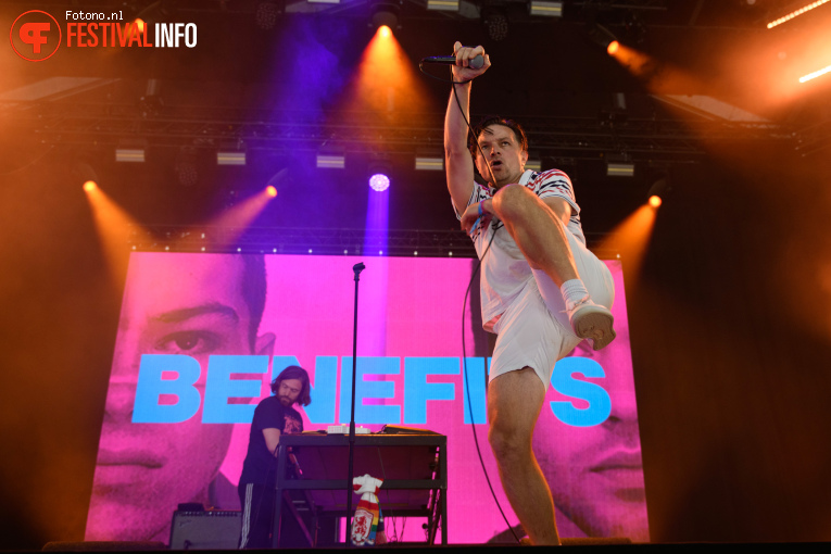 Benefits op Down the Rabbit Hole 2025 - Zaterdag foto